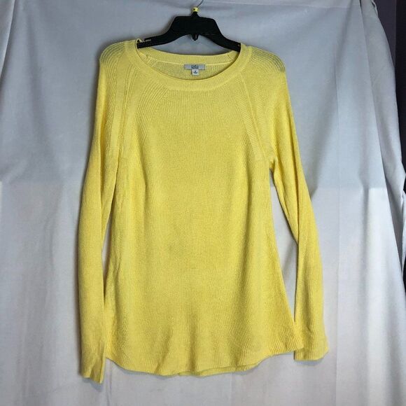 Croft & Barrow Women's Sweater size M yellow.               RS - Picture 1 of 4
